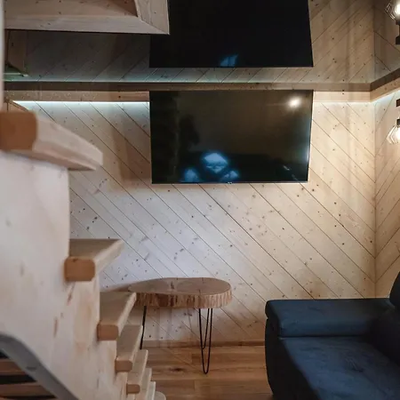 Dom Pod Reglami Villa