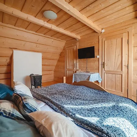 Villa Dom Pod Reglami *