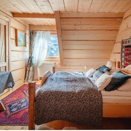 Dom Pod Reglami Villa *