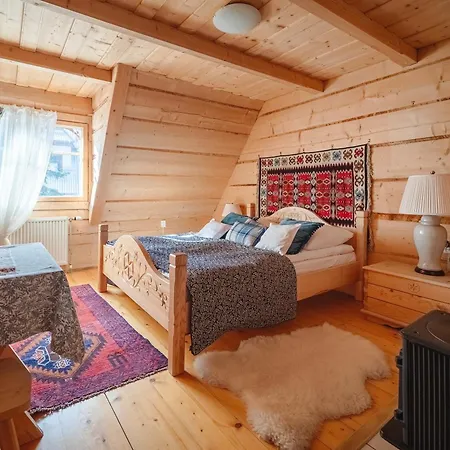 Villa Dom Pod Reglami *