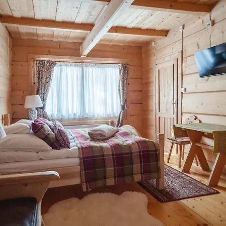 Dom Pod Reglami Villa *