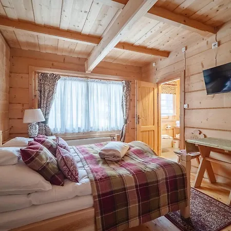 Villa Dom Pod Reglami *