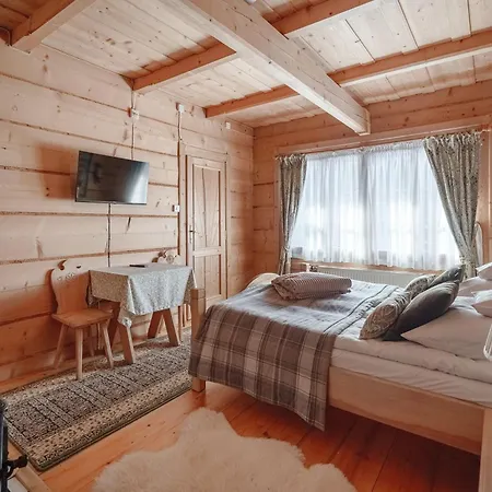 Villa Dom Pod Reglami *
